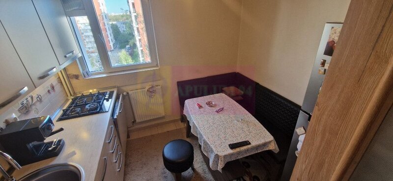 Vanzare apartament cu 3 camere in zona Baba Novac-metrou